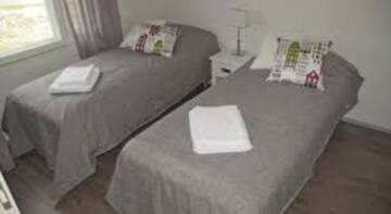 Фото номера Дом с 2 спальнями Дома для отпуска Holiday Houses Saimaa Gardens г. Иматра 3