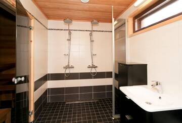 Фото номера Таунхаус с 3 спальнями Дома для отпуска Holiday Houses Saimaa Gardens г. Иматра 24