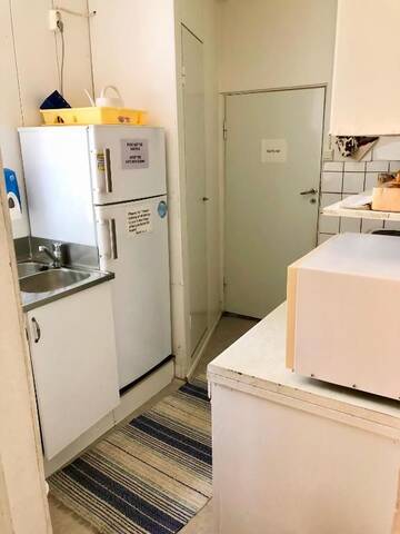 Фото номера Одноместный номер с общей ванной комнатой Хостелы Hostel Ukonlinna г. Иматра 9